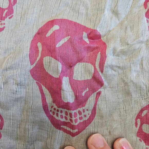 Alexander McQueen Classic Skull Foulard Womens One Size Ivory Pink Silk Scarf - Picture 12 of 12